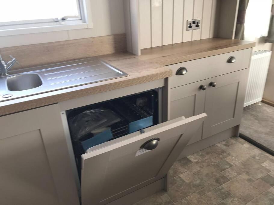 Beautiful Holiday 3 Bed Home Camber-Sands Exteriör bild